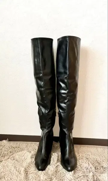 블랙 니하이 부츠 하이힐