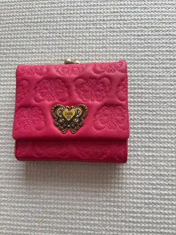 ANNA SUI 지갑 버터플라이 금속 장식 미사용 핑크