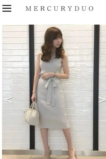 슬리브리스 니트 원피스 핑크