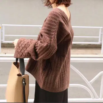 IENA 이에나 BOX 실루엣 풀오버