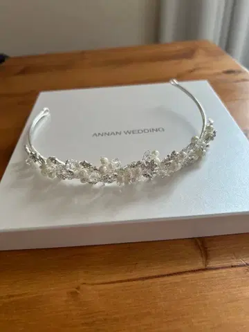 ANNAN WEDDING 티아라 크리스탈