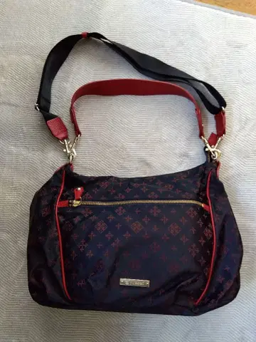 러셋 블랙/레드 숄더백