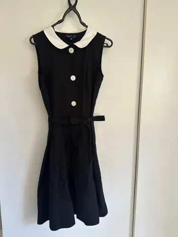 아네스베 슬리브리스 블랙 원피스