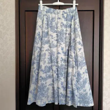 새상품 fika 토와르 드 주이 패턴 플레어 롱 스커트