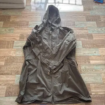 AVIREX 카키 후드 부착 자켓