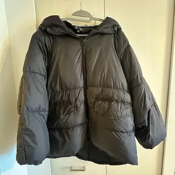 ZARA trf collection 블랙 다운 자켓 XS