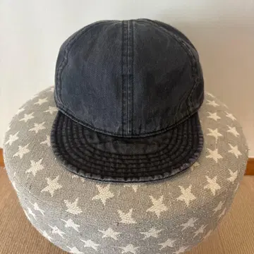 숏 브림 캡 론 헤르만