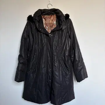 블랙 다운 코트 여성용 L 상당 안감 패턴 있음 아름다운 실루엣