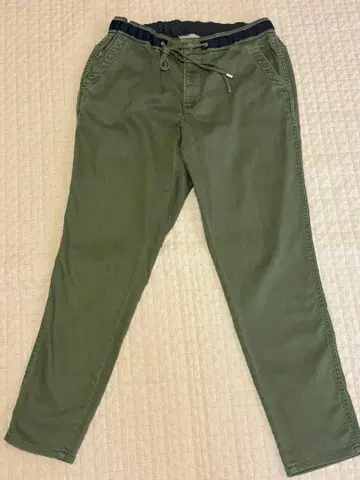 MONAME (모나암) 스트레치 팬츠 (카키) /41171010