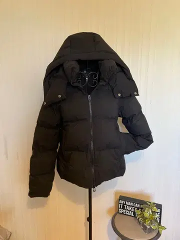 GU 퍼프 자켓 다운 자켓 짧은 기장 블랙 archive 그런지