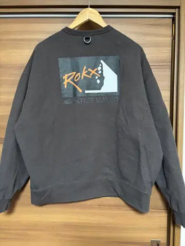 KRIFF MAYER Rokx 맨투맨