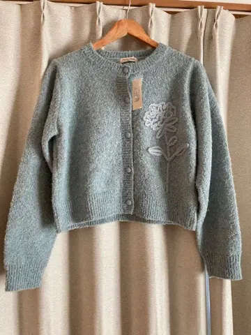 Samansa Mos2 꽃 자수 니트 가디건 프리 사이즈