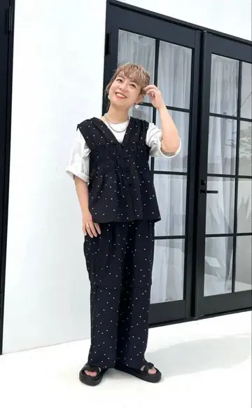 studio clip 도트 무늬 셋업