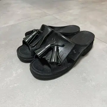 ( CANNABIS 별주) bench BENSAN-D TASSEL