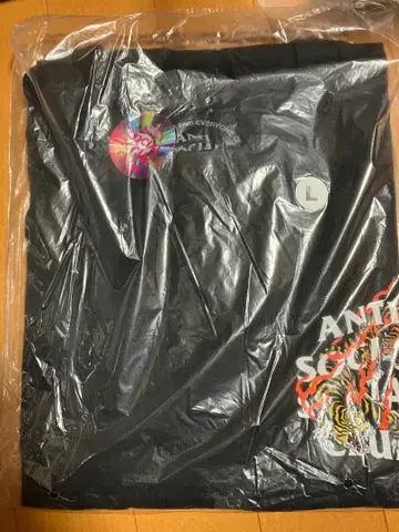 안티 소셜 소셜 클럽 티셔츠 L 사이즈 블랙 호랑이 무늬