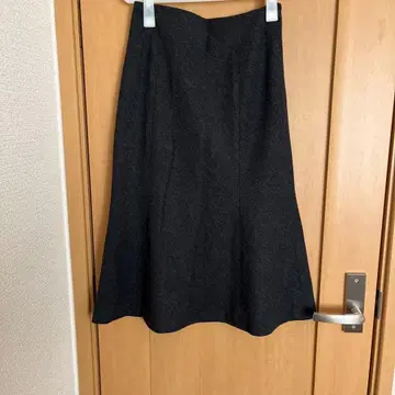 마가렛호웰 울 스커트