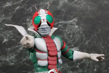 S.HFiguarts 진골조면 가면라이더 V3 [ 미개봉 새상품 ]