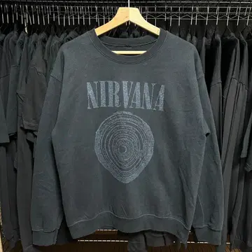 [즉발] NIRVANA 닐바나 VESTIBULE 맨투맨 M 상당
