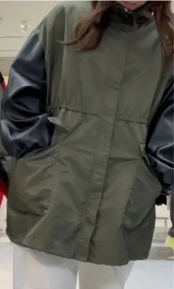 경량 아우터 이소재