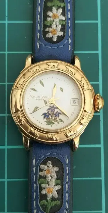 Michel JORDI 꽃무늬 자수 쿼츠 손목시계