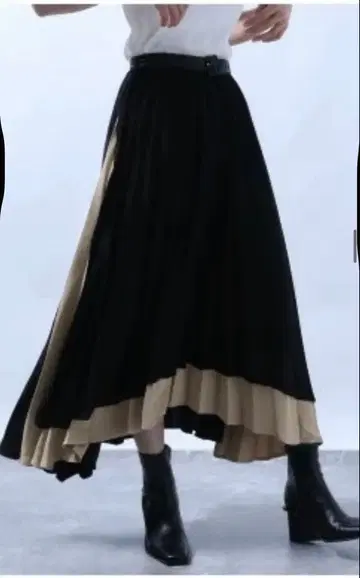 HARE 플리츠 스커트 택 포함