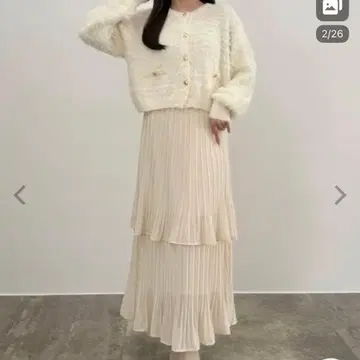 셋업 (얇은 소재) 골드 버튼 샤기 니트 가디건 + 플리츠 스커트 set