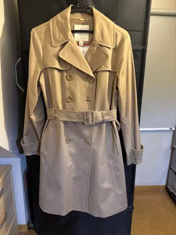 미사용 새상품 [케이트 스페이드] 베이지 트렌치코트 허리 벨트 포함