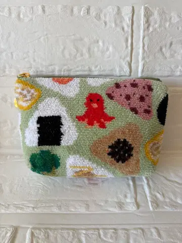 러브리 바이 페이러 오무스비 파우치 컨디션 최상!