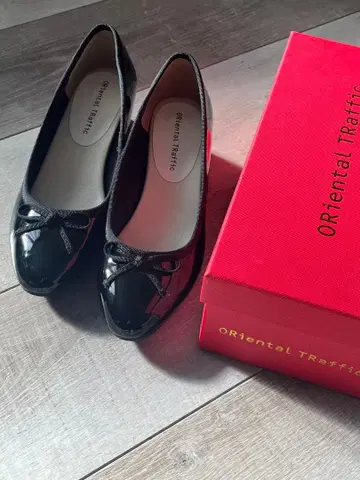 라운드토 발레 레인 펌프스 블랙 22.5cm