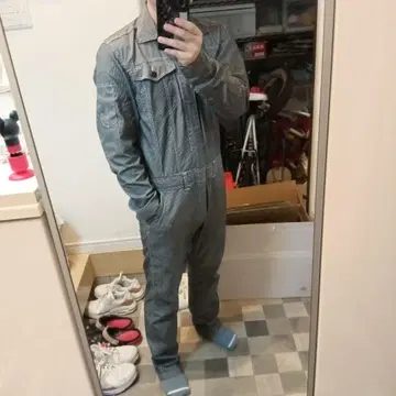 그레이 스트라이프 오버롤