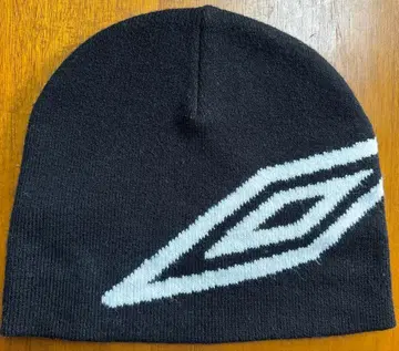 umbro 블랙 비니 y2k 테크 프릭스스토어 별주