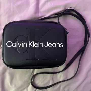 캘빈 클라인 진스 숄더백 블랙