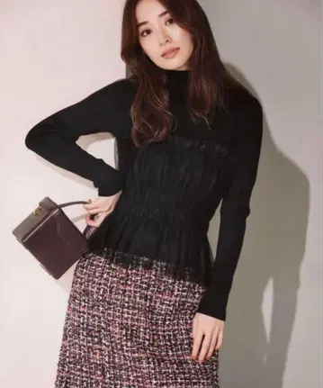 Apuweiser-riche 콤비 튤 니트 블랙