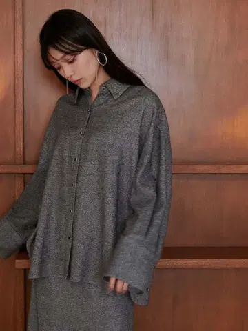 [ 새상품급 ] 스나이델*메탈 프레임 버튼 셔츠