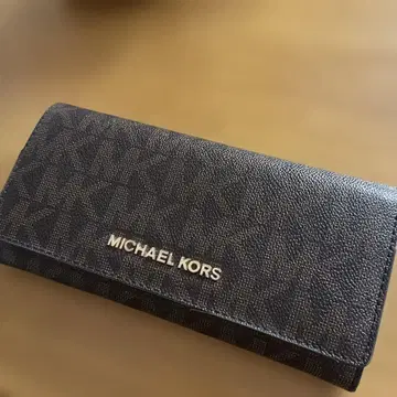 MICHAEL KORS 블랙 장지갑