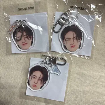 treasure 얼굴 아크릴 키링 하루토   3개 세트