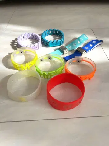 요네즈켄시 러버 밴드