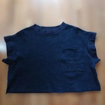 포켓 부착 반팔 니트