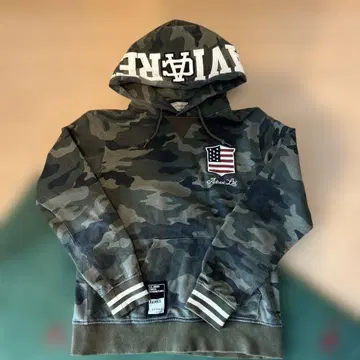 AVIREX 카모플라쥬 후드 부착 후드티