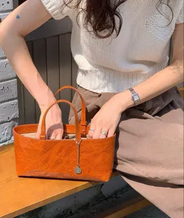 minitmute 뜨개질풍 브라운 핸드백