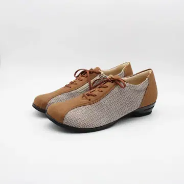 35 새상품 Mode tokimi 이소재 에어솔 스니커즈(27cm 4E)