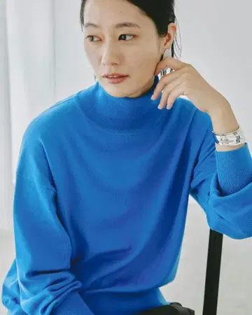 [ 북유럽, 생활 잡화점 ] 돌려입기 좋은 하이넥 니트