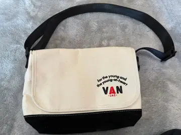 VAN JAC 숄더백 아이보리/블랙