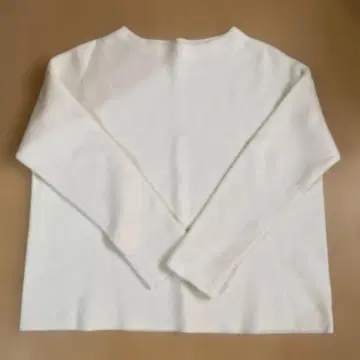 비어즐리 긴팔 티셔츠