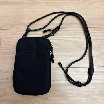 COS 나일론 숄더백 블랙