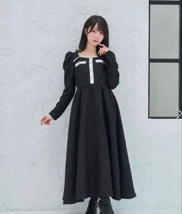 RoseMuse 트위드 파이핑 드레스 로제뮤 로제뮤즈