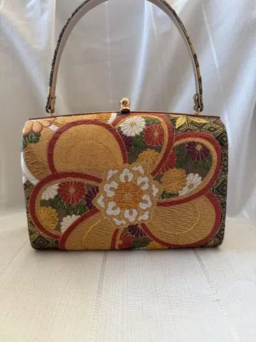 후리소데용 꽃무늬 골드 컬러 자수 일본 의류용 백