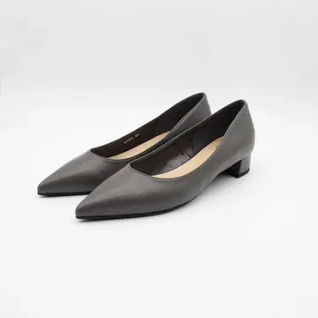 65 새상품 오데뜨 앤 오딜 천연 가죽 포인트 펌프스(23cm)