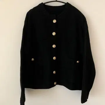 리브 드와 메탈 버튼 가디건