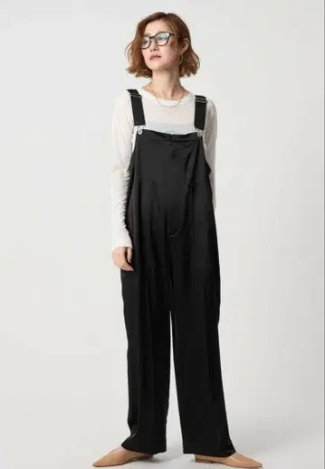 택 포함 미사용 conte 네이비 새틴 살로펫 헨미 에미리